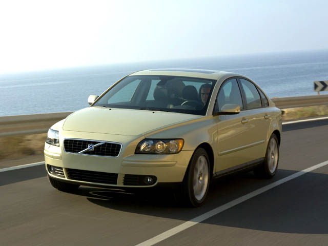 VOLVO S40 (2003-2012) S40 2.0 R-design