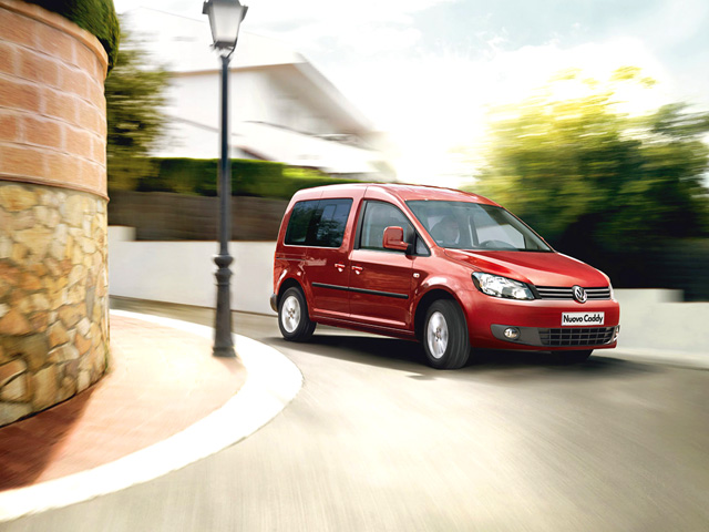 VOLKSWAGEN Caddy 3ªs. Tour. 2ª Caddy 1.6 102 CV BiFuel 5p. Trendline