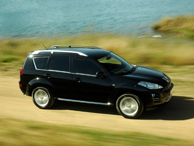 PEUGEOT 4007 2.2 HDi 156CV Tecno
