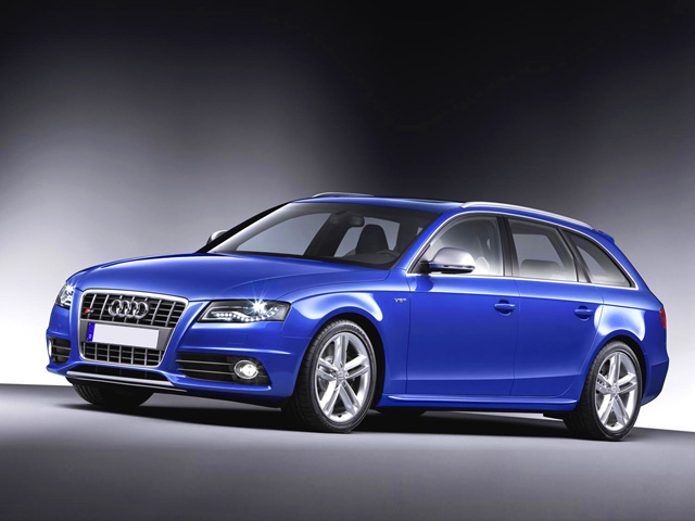 AUDI A4 4ª serie S4 Avant 3.0 TFSI quattro S tronic