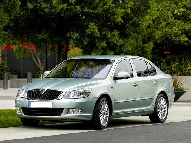 SKODA Octavia 2ª serie Octavia 1.6 TDI CR F.AP. DSG Style SKODA Octavia 2ª serie Octavia 1.6 TDI CR F.AP. DSG Style