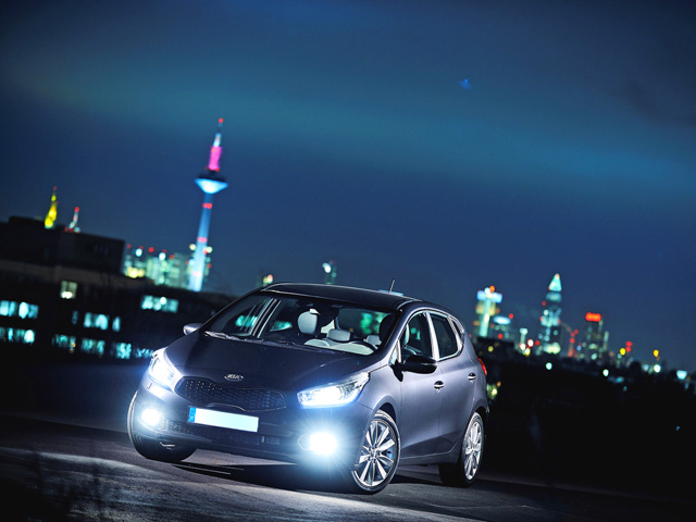 KIA cee'd 2ª serie cee'd 1.6 GDI 5 porte Platinum KIA cee'd 2ª serie cee'd 1.6 GDI 5 porte Platinum