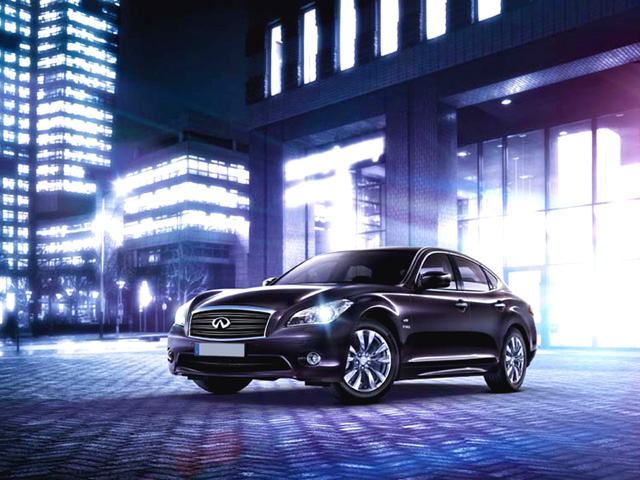 INFINITI M M35h AT Business Edition INFINITI M M35h AT Business Edition