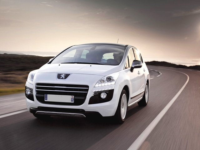 PEUGEOT 3008 3008 HYbrid4 91g PEUGEOT 3008 3008 HYbrid4 91g