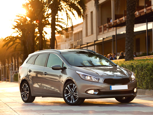 KIA cee'd 2ª serie cee'd 1.4 CVVT SW Cool KIA cee'd 2ª serie cee'd 1.4 CVVT SW Cool