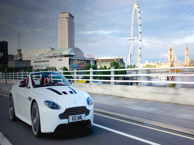 ASTON MARTIN V12 Vantage Roadster ASTON MARTIN V12 Vantage Roadster