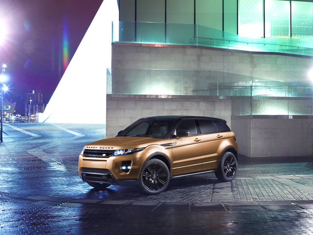 LAND ROVER Range Rover Evoque 2.2 TD4 5p. Pure Tech Pack Launch Edition LAND ROVER Range Rover Evoque 2.2 TD4 5p. Pure Tech Pack Launch Edition