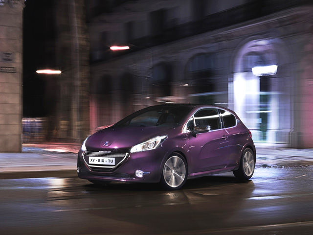 PEUGEOT 208 1.6 e-HDi 92 CV Stop&Start ETG6 3 porte XY PEUGEOT 208 1.6 e-HDi 92 CV Stop&Start ETG6 3 porte XY
