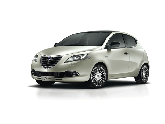 LANCIA Ypsilon 3ª serie Ypsilon 1.2 69 CV 5 porte GPL Ecochic Silver LANCIA Ypsilon 3ª serie Ypsilon 1.2 69 CV 5 porte GPL Ecochic Silver