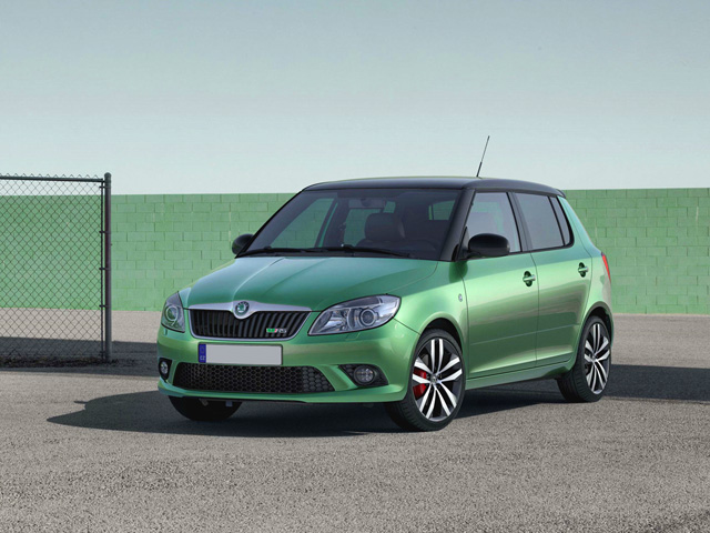 SKODA Fabia 2ª serie Fabia 1.6 TDI CR 105CV 5p. Drive SKODA Fabia 2ª serie Fabia 1.6 TDI CR 105CV 5p. Drive