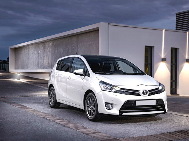 TOYOTA Verso Verso 1.6 D-4D Active 7 posti TOYOTA Verso Verso 1.6 D-4D Active 7 posti