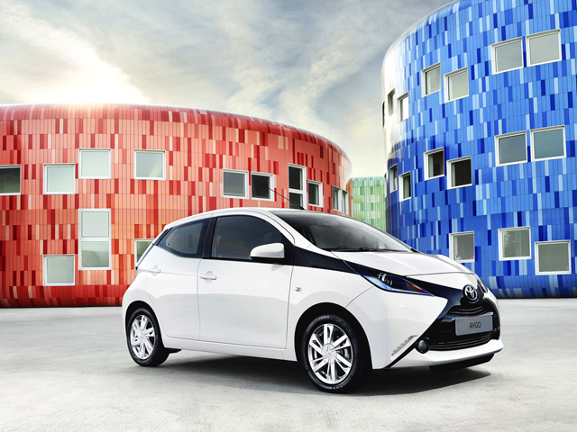TOYOTA Aygo 2ª serie Aygo 1.0 VVT-i 69 CV 5 porte x-cool MMT TOYOTA Aygo 2ª serie Aygo 1.0 VVT-i 69 CV 5 porte x-cool MMT