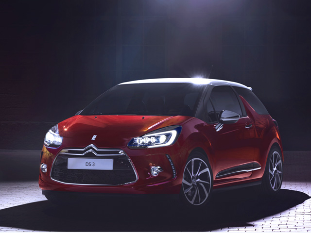 CITROEN DS3 DS3 1.4 e-HDi 70 CMP Chic CITROEN DS3 DS3 1.4 e-HDi 70 CMP Chic