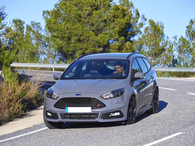 FORD Focus 4ª serie Focus 2.0 TDCi 185 CV SW ST3 FORD Focus 4ª serie Focus 2.0 TDCi 185 CV SW ST3