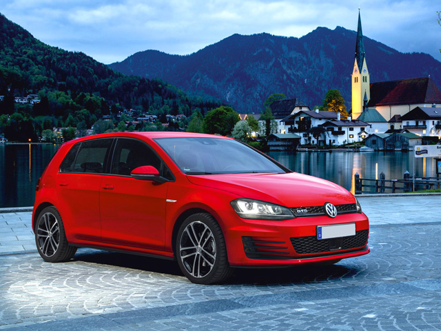 VOLKSWAGEN Golf 7ª serie Golf Business GTD 2.0 TDI 5p. 4 Free BlueMotion Tech. VOLKSWAGEN Golf 7ª serie Golf Business GTD 2.0 TDI 5p. 4 Free BlueMotion Tech.