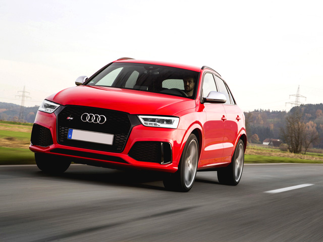 AUDI Q3 Q3 RS 2.5 TFSI quattro S tronic AUDI Q3 Q3 RS 2.5 TFSI quattro S tronic