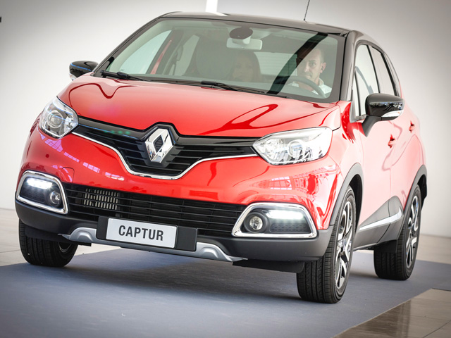RENAULT Captur 1.5 dCi 8V 110 CV Start&Stop Project Runway RENAULT Captur 1.5 dCi 8V 110 CV Start&Stop Project Runway