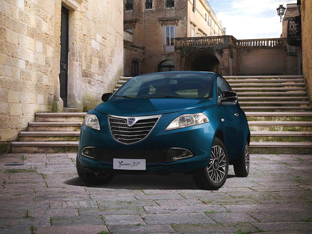 LANCIA Ypsilon 3ª serie Ypsilon 0.9 TwinAir 85 CV 5 porte Metano Ecochic 30th Ann. LANCIA Ypsilon 3ª serie Ypsilon 0.9 TwinAir 85 CV 5 porte Metano Ecochic 30th Ann.