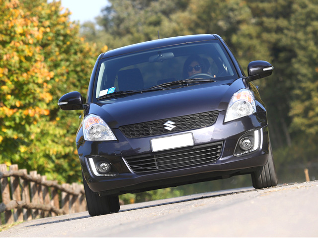 SUZUKI Swift (2010--->) Swift 1.2 Dualjet 4WD 5 porte B-Top Snow S&S SUZUKI Swift (2010--->) Swift 1.2 Dualjet 4WD 5 porte B-Top Snow S&S