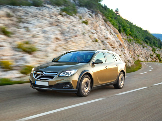 OPEL Insignia 2.0 CDTI 170CV Country Tourer aut. OPEL Insignia 2.0 CDTI 170CV Country Tourer aut.