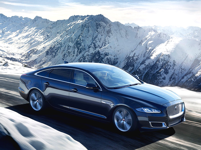 JAGUAR XJ (X351) XJ 3.0 V6 S/C 340 CV AWD LWB Portfolio JAGUAR XJ (X351) XJ 3.0 V6 S/C 340 CV AWD LWB Portfolio