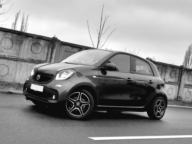SMART forfour 2ªs. (W453) forfour 90 0.9 Turbo twinamic JBL SMART forfour 2ªs. (W453) forfour 90 0.9 Turbo twinamic JBL