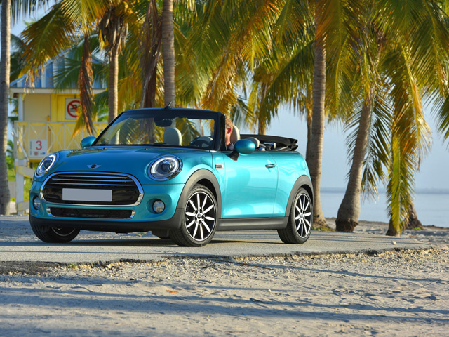 MINI Mini Cabrio (F57) Mini 1.5 Cooper Hype Cabrio MINI Mini Cabrio (F57) Mini 1.5 Cooper Hype Cabrio