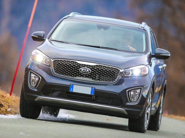 KIA Sorento 3ª serie Sorento 2.2 CRDi Stop&Go AWD R Rebel KIA Sorento 3ª serie Sorento 2.2 CRDi Stop&Go AWD R Rebel