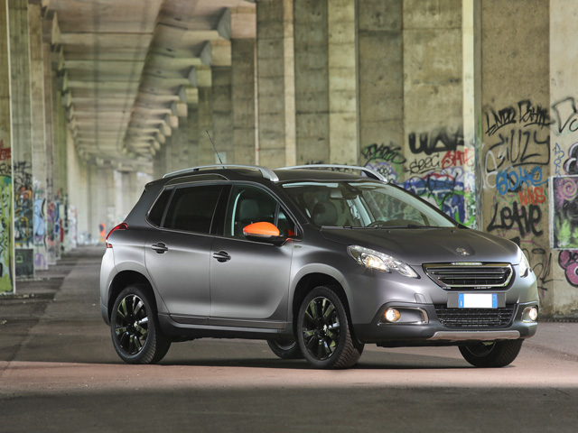 PEUGEOT 2008 BlueHDi 100 Black Matt PEUGEOT 2008 BlueHDi 100 Black Matt