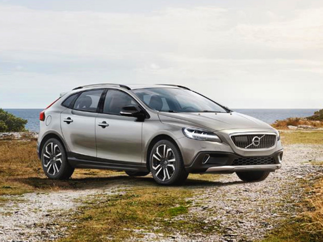 VOLVO V40 Cross Country V40 Cross Country D4 Geartronic Summum VOLVO V40 Cross Country V40 Cross Country D4 Geartronic Summum