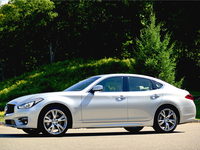 INFINITI Q70 2.2 diesel Premium Tech INFINITI Q70 2.2 diesel Premium Tech