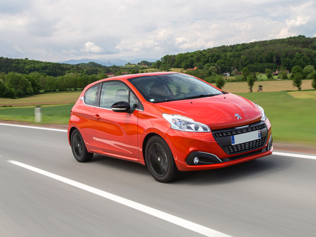 PEUGEOT 208 PureTech 82 3p. GPL Access PEUGEOT 208 PureTech 82 3p. GPL Access